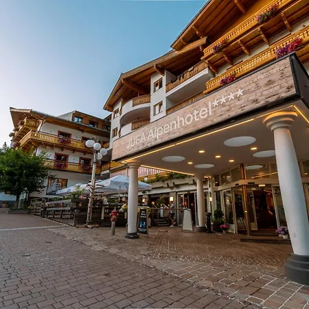 Jufa Alpenhotel Saalbach-jokercard Im Sommer Inklusive Отель Зальбах-Хинтерглемм