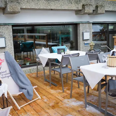 Szálloda Jufa Alpenhotel Saalbach Hinterglemm