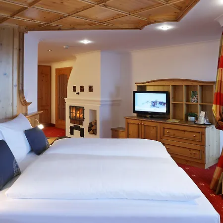 Jufa Alpenhotel 4* 萨尔巴赫