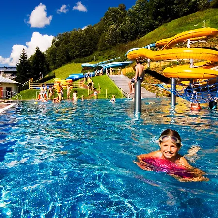 ホテル Jufa Alpenhotel ザールバッハ・ヒンターグレム