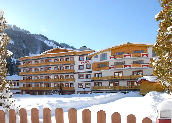 Jufa Alpenhotel 4* 萨尔巴赫